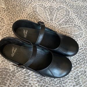 Like New Dansko Marcelle  Size 41